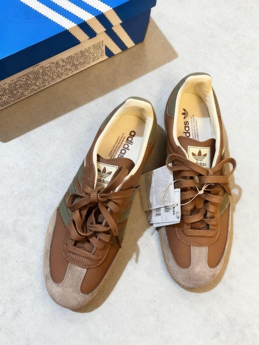 「Adidas Samba棕绿复古拼接绝了!麂皮质感+小众配色,秋冬穿搭腔调直接拉满」